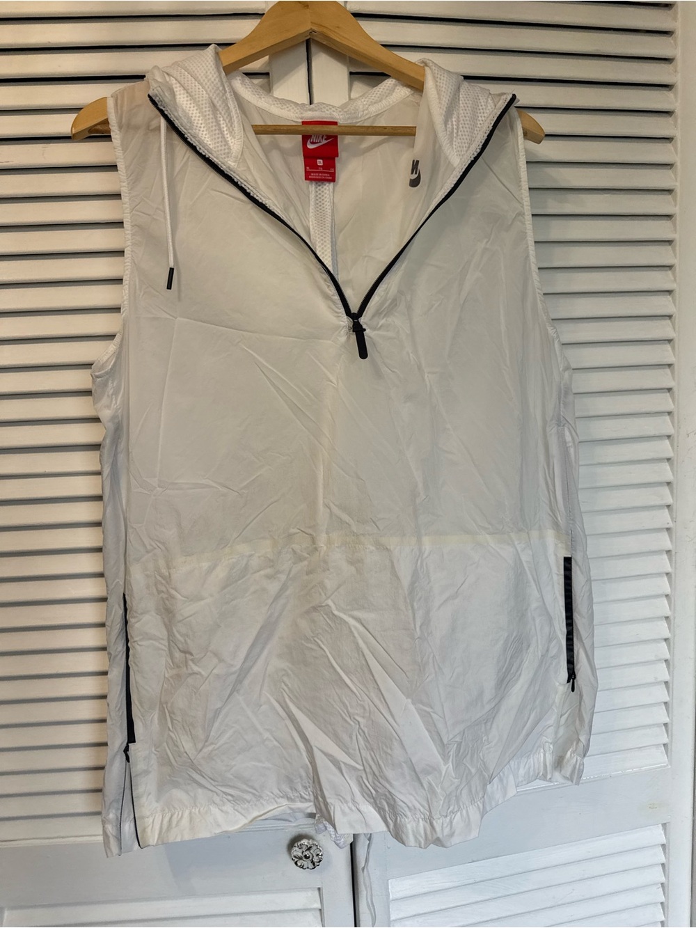 Nike White Hooded Sleeveless Shell with Black Trim